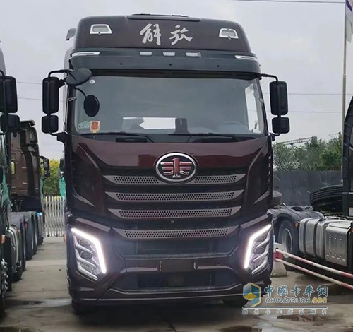 解放J6V 奧威 CA6DM3 發(fā)動機