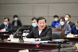 2500人參會(huì)  譚旭光給集團(tuán)全體黨員領(lǐng)導(dǎo)干部講專(zhuān)題黨課