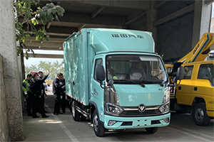 讓出行更安全，奧鈴M卡成為?？凇傲廖残袆?dòng)”教案車