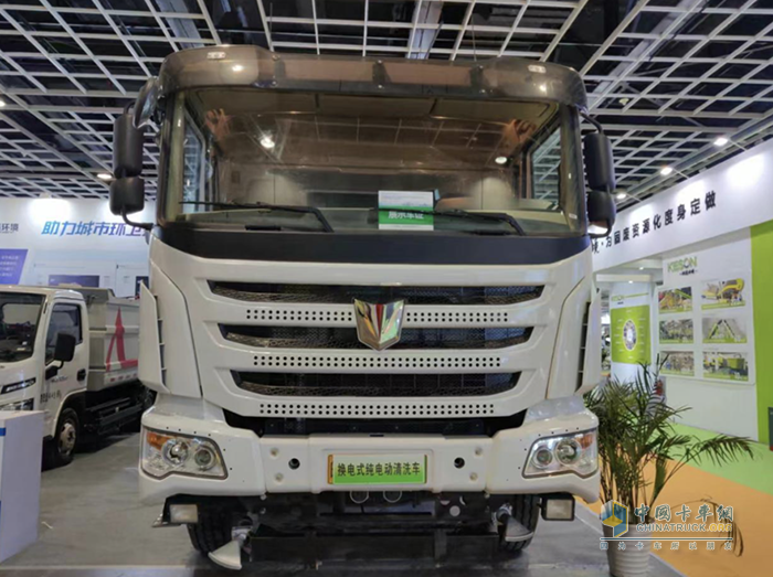 聯合重卡換電式清洗車助力2023華東環(huán)衛(wèi)展盛大開幕