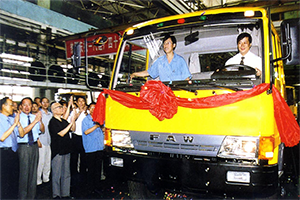 “走進(jìn)解放卡車”系列欄目:大！大！大！大！四大！
