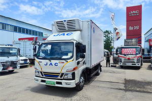 插電混動 混動1號·駿鈴聚寶盆冷藏車為破解行業(yè)痛點而來！