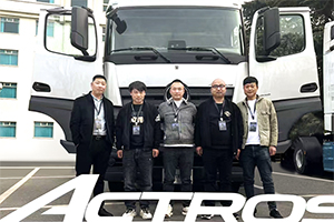 坐擁3輛奔馳Actros，張保軍成運輸圈“卷王”