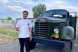 “老爺車(chē)天鷹”：修復(fù)老解放卡車(chē) 續(xù)寫(xiě)解放情懷