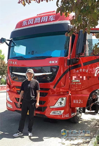 疆煤外運，東風(fēng)商用車身懷絕技，百公里氣耗低至27.6kg！