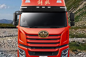  一線品質(zhì) 一路守護(hù) 解放J6V 8x4載貨助卡友安心奔富！