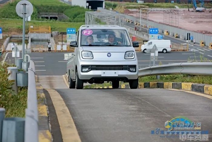 祥菱Q EV作為剛上市的新車，便敢于上賽場接受挑戰(zhàn)，這只證明了一件事：祥菱Q EV真金不怕火煉，超強產(chǎn)品力毋庸置疑！