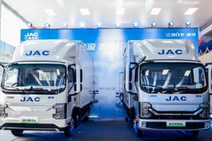 車用起來(lái)很舒服 帥鈴ES6純電輕卡成吳雷最愛