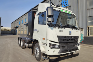 漢馬科技M7E純電牽引車助力港口運輸零碳轉(zhuǎn)型 安徽銅陵首批新能源重卡正式投運