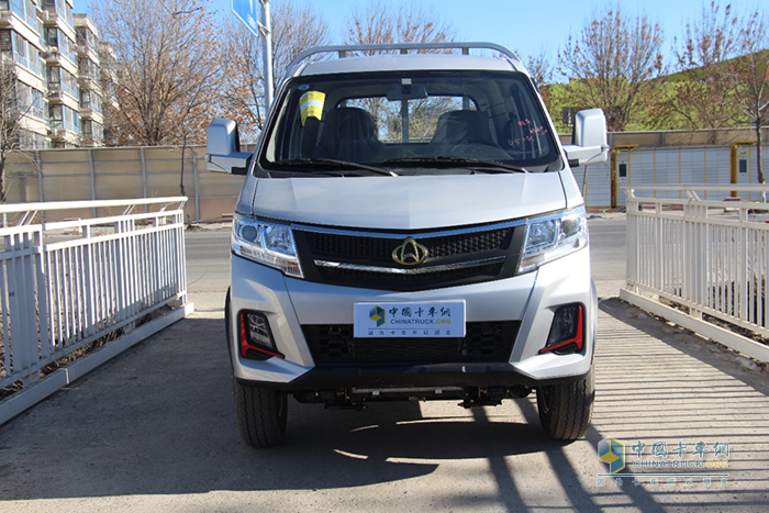 無(wú)懼重載和嚴(yán)寒，冬季趕工就選長(zhǎng)安跨越王X3plus
