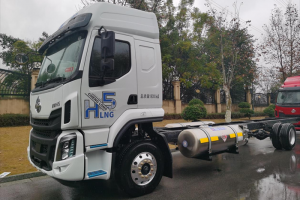 百公里氣耗低至17kg，乘龍H5燃?xì)饩G通載貨車讓你賺更多