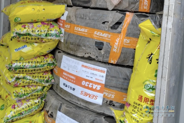 省錢又省心，長安跨越王X3CNG給予她持續(xù)拼搏的底氣!