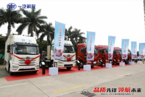 快遞“百米賽道”，解放大單橋載貨顯身手