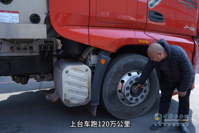 解放車主王師傅：百萬公里再換車，還選康邁輪端！