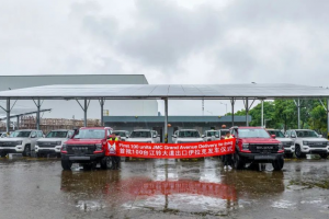 首批100臺江鈴大道皮卡，出發(fā)伊拉克！
