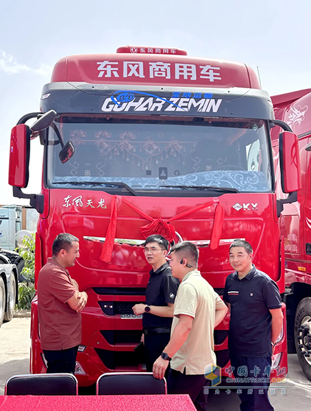 喀什30輛+哈密12輛，大美新疆火熱交車