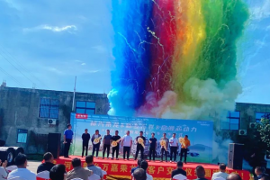 一炮打響！乘龍CTB新能源牽引車大批交付新鄉(xiāng)輝縣