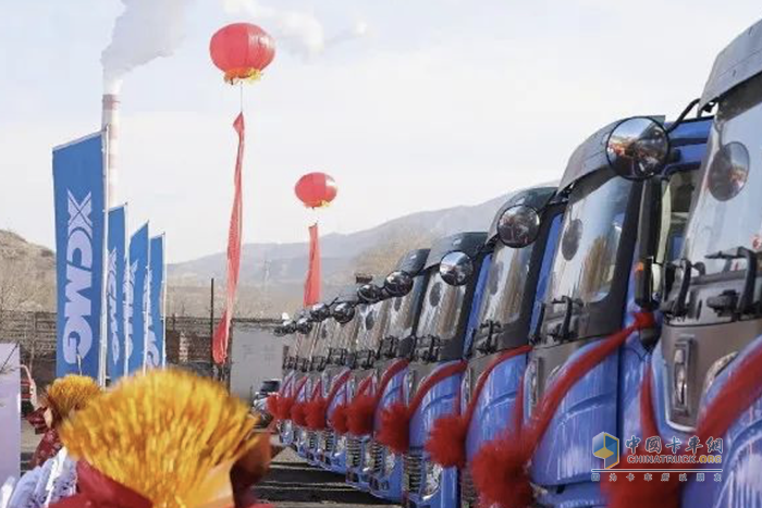 首季“開門紅”！百臺徐工新能源換電重卡交付山西
