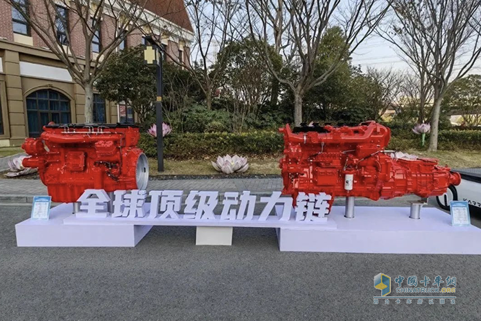 全新姿態(tài)抱團作戰(zhàn)！聯(lián)合重卡主動擁抱第三次商用車能源革命！
