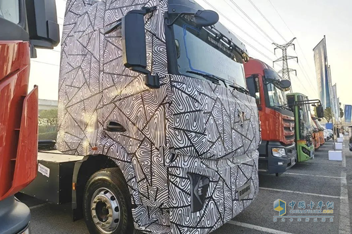 全新姿態(tài)抱團作戰(zhàn)！聯(lián)合重卡主動擁抱第三次商用車能源革命！