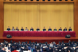 干字當頭、狠抓落實！宋樂偉勉勵徐工集團加快“五化”轉(zhuǎn)型步伐，為打造世界級先進制造業(yè)集群作出新的貢獻