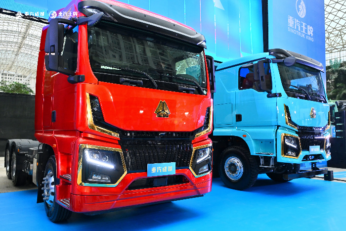 打造“成都造”汽車(chē)新品牌！重汽成商全新重卡平臺(tái)V9·沃重磅發(fā)布