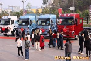 現(xiàn)場訂車89臺，乘龍綠通房車成為昆明卡友高效創(chuàng)富首選