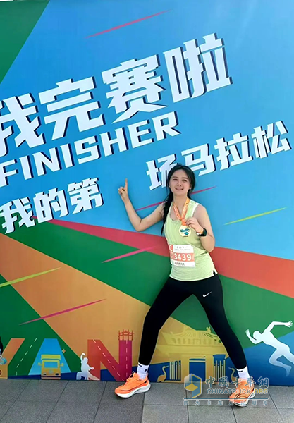 挑戰(zhàn)自我！超越極限！堰馬賽道上，看東風(fēng)營銷人奔跑向未來