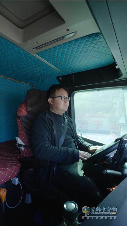 單月立省15000元！山西霍州卡友分享歐曼星翼純電牽引車的“經(jīng)濟賬”
