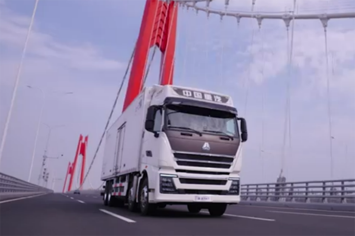 重卡銷(xiāo)量增長(zhǎng)20.3%！中國(guó)重汽奪冠，揭開(kāi)商用車(chē)行業(yè)“生存”新法則