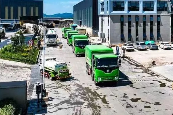 徐工新能源自卸車擦亮城市建設(shè)綠色底色