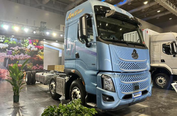百公里油耗21L！乘龍H7 Pro 6x2載貨車助您多拉快跑穩(wěn)創(chuàng)富
