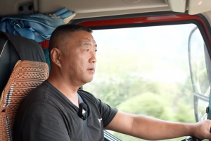 從霸龍到H7，這位貨運老司機為何獨寵東風柳汽乘龍？