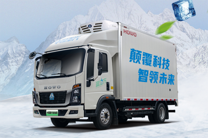 HOWO新能源冷藏車(chē)：讓每一口冷飲，從工廠到冰柜始終“冰爽十足”