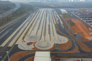硬核實(shí)力，可靠品質(zhì)—乘龍車型B10壽命性能可靠為安全運(yùn)輸保駕護(hù)航