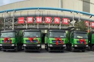 深耕鋼鐵綠色運(yùn)輸！北奔純電自卸車(chē)批量交付客戶
