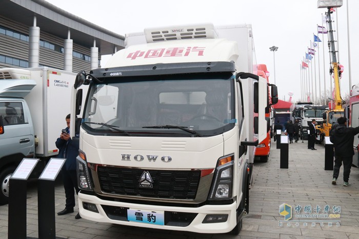  2023年3月17日，第十八屆中國(guó)（梁山）專(zhuān)用汽車(chē)展覽會(huì)在梁山國(guó)際會(huì)展中心拉開(kāi)了序幕，本屆展會(huì)以“創(chuàng)新、創(chuàng)造、創(chuàng)品牌”為主題，而作為中國(guó)商用車(chē)領(lǐng)軍品牌，中國(guó)重汽專(zhuān)用車(chē)產(chǎn)品強(qiáng)勢(shì)亮相梁山專(zhuān)用車(chē)展。