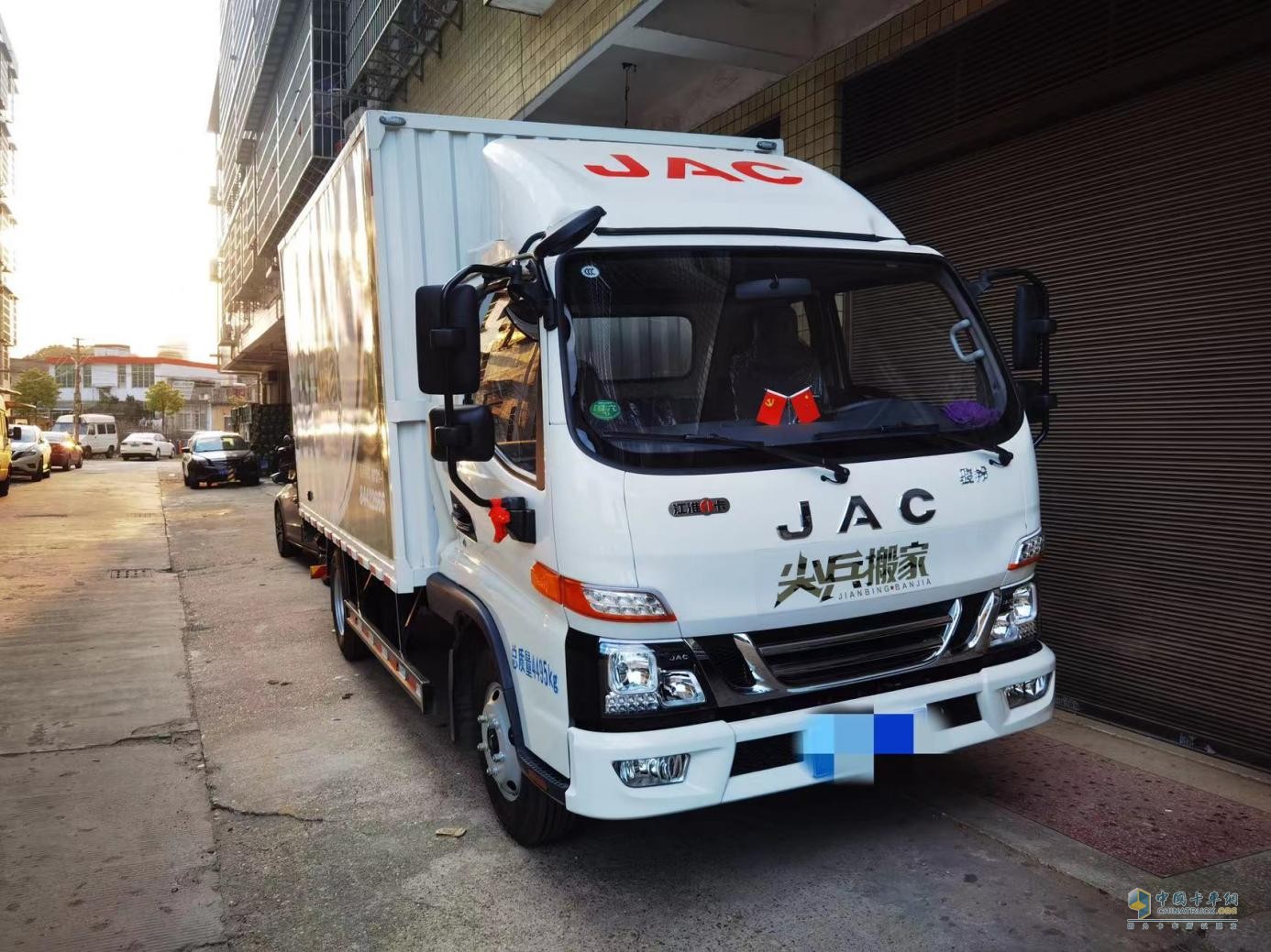 是搬家公司，也是行業(yè)尖兵，江淮1卡駿鈴助他成為客戶知音