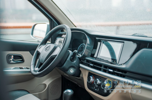 長在用戶心巴上的車，應(yīng)該是什么樣子？新長安星卡來告訴你