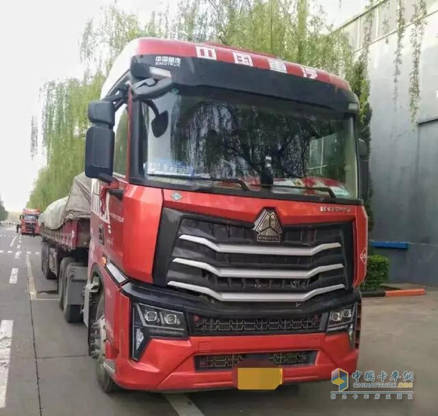 山西楊師傅：天天有買豪沃MAX燃?xì)廛嚨?，都問我這車咋樣？