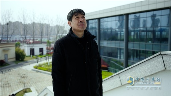時(shí)代鑄英雄，鑫吉達(dá)物流有限公司董事長李傳升的生意經(jīng)