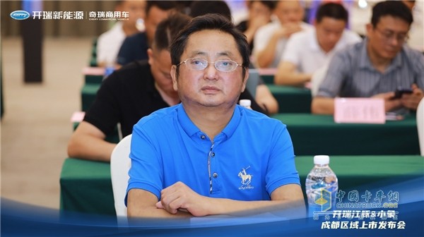 開瑞江豚&小象閃耀成都 “30分鐘快?！敝厮芫G色城配服務(wù)標(biāo)準(zhǔn)
