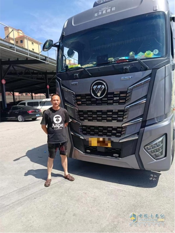 歐曼星輝580馬力自動擋燃氣車