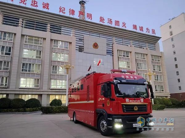 森源鴻馬淋浴車(chē)發(fā)往河南：便捷高效 淋浴無(wú)憂
