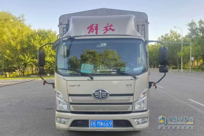 6年多次復(fù)購解放輕卡！30歲老司機(jī)羅忠喜夢想組建一個解放車隊(duì)