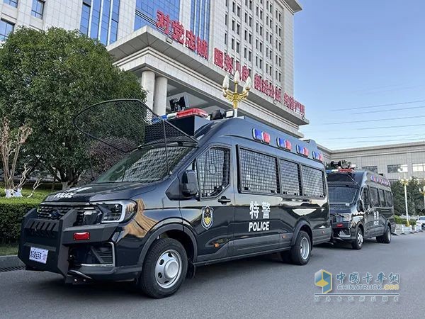保平安 護(hù)穩(wěn)定—森源鴻馬防暴運(yùn)兵車護(hù)航湖南！