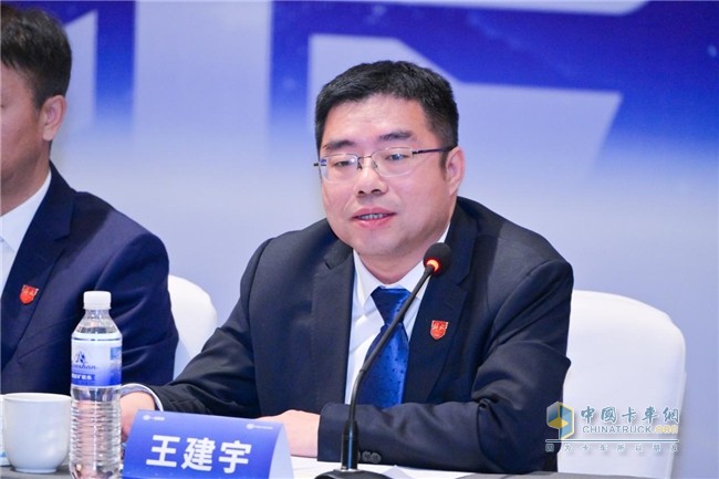 2025一汽解放迎來“產(chǎn)品大年” 企業(yè)如何確保行業(yè)領(lǐng)先？
