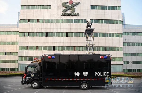 森源鴻馬無人機指揮車：應(yīng)急與安防領(lǐng)域的智慧中樞