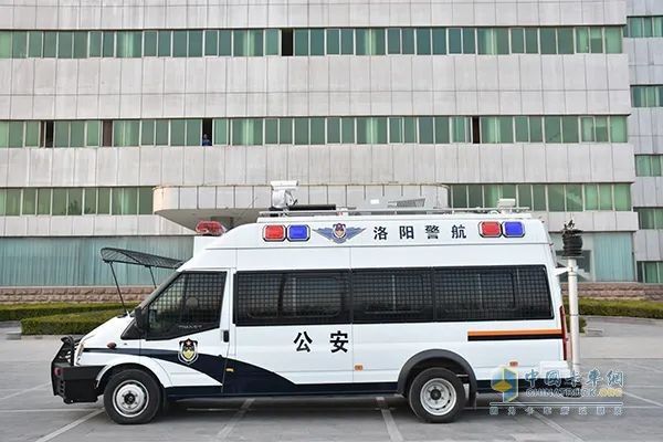 森源鴻馬無人機(jī)指揮車：創(chuàng)新設(shè)計(jì) 滿足多元需求