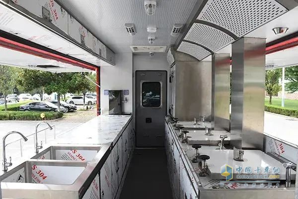 森源鴻馬多功能飲食保障車：應(yīng)急救援中的 “移動廚房”